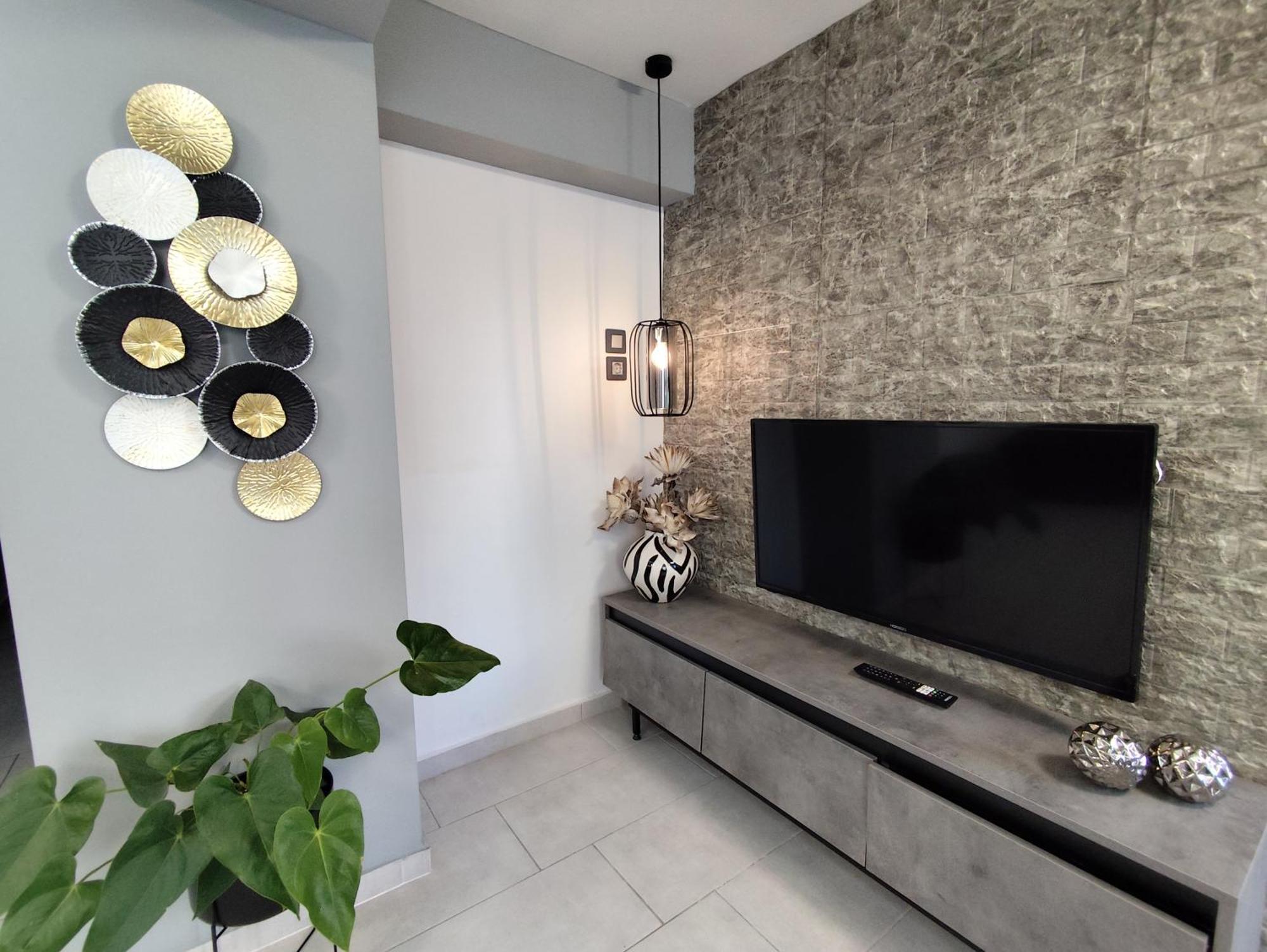 Anastasia'S Apartment With Yard เอเธนส์ ภายนอก รูปภาพ